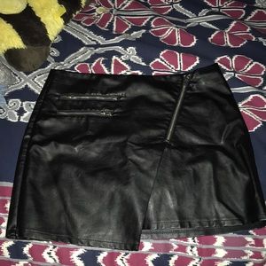 Leather skirt